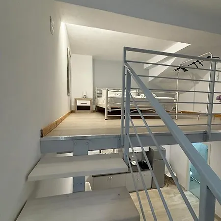 L Apartment Lefkada City